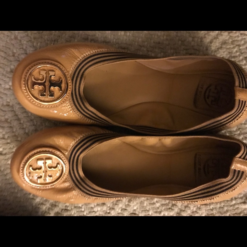 Authentic Tory Burch Reva Flat.